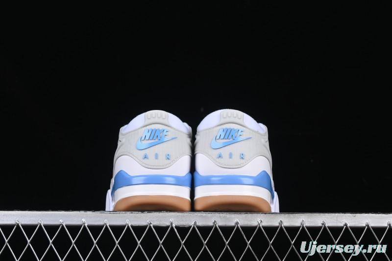 Nike Air Jordan 4 Remastered Retro Sneakers in White Blue - FQ7939-104