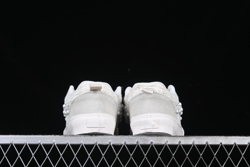 Vans Knu Skool Pearl White Chunky Sneakers with D-Ring Lacing System - VN000D22QC5