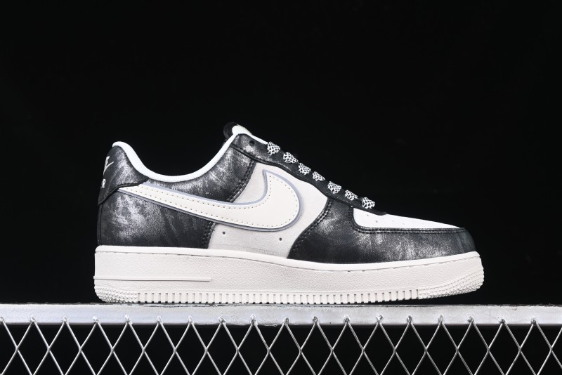 Nike Air Force 1 '07 Low The North Face Collaboration - Leather Graffiti Casual Sneakers - DM6688-008