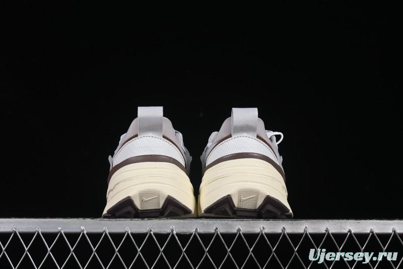 Nike Runtekk V2K Retro Low-Top Running Shoes with Cushlon Foam Midsole - FD0736-202