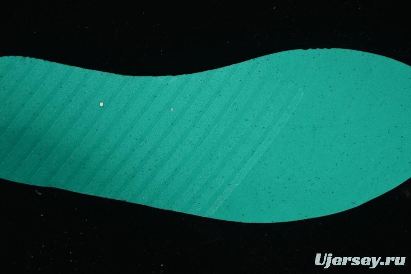 Nike Air Jordan 4 Remastered Retro Sneakers in White Green with Gum Sole - FQ7939-007