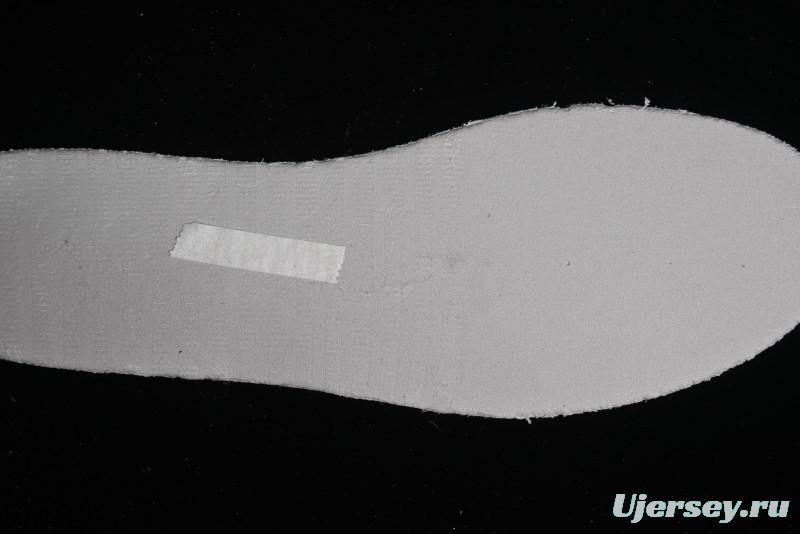 Nike Dunk Low SB Christmas Gift Strawberry Cake Casual Sneakers with Dual Laces - DD1503-118