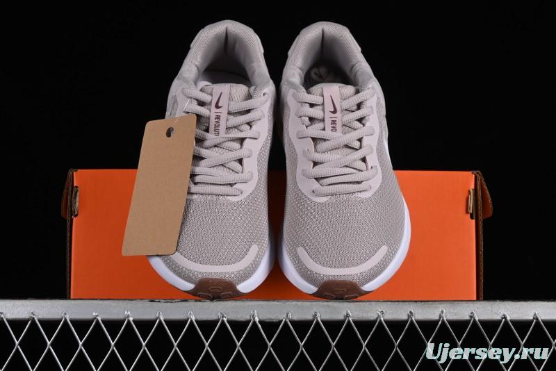 Nike Revolution 7 Wide Low-Top Running Shoes with Breathable Mesh and Durable Cushioning - FB2208-007