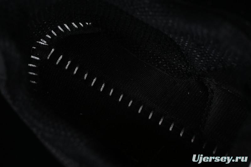 New Balance 990 Series Premium Retro Running Shoes with Carbon Midsole - M990BB4