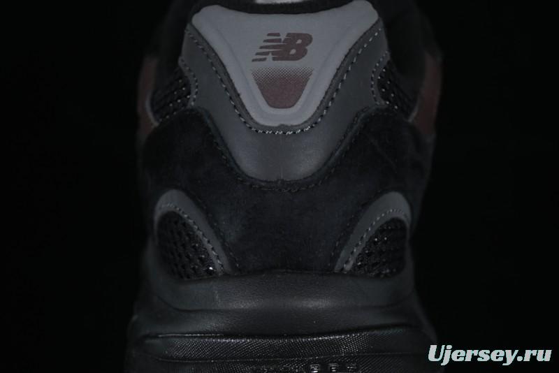 New Balance 2010 Series Retro Casual Running Shoes with Soft Suede and Nylon Mesh - M2010RN