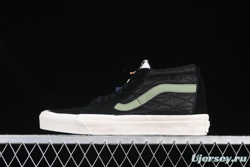 Vans Premium Sk8-Mid Retro Casual Mid-Top Skate Shoes with Checkerboard Design - VN000CQQBLK