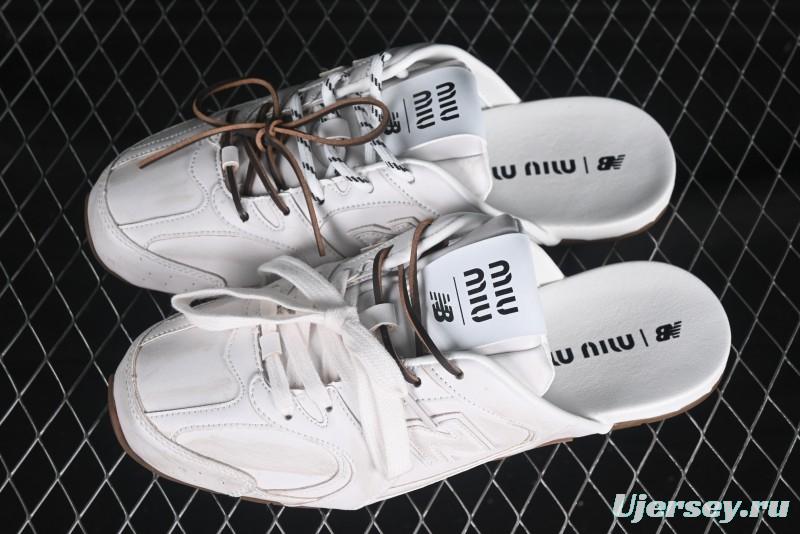 Miu Miu x New Balance 530 Deconstructed Low-Top Retro Sneakers with Dual Lace Design - AJD4