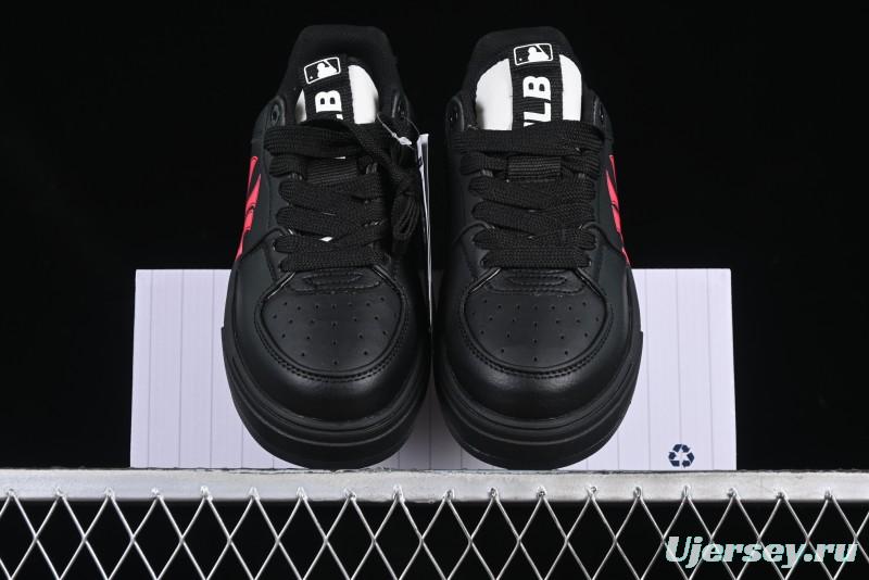 New York Yankees MLB Chunky Liner Custom Platform Sneakers in Neon Pink - 3ASXCA12N50WHS