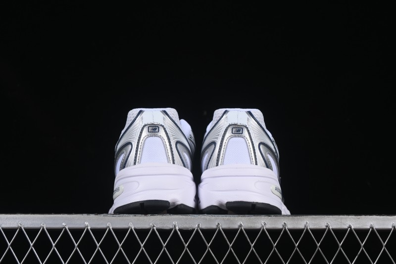 New Balance 740 Series Retro Dad Style Casual Running Shoes - U740WN2
