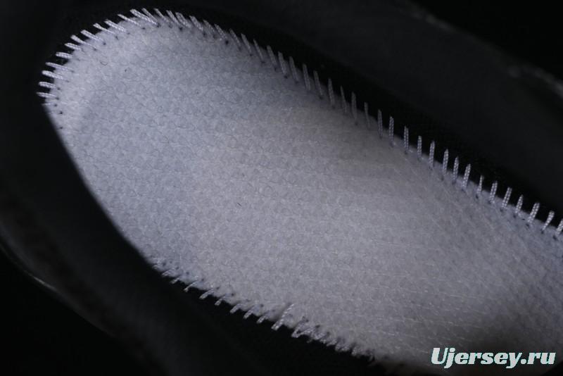 New Balance 740 Black and Silver Retro Running Sneakers for Men