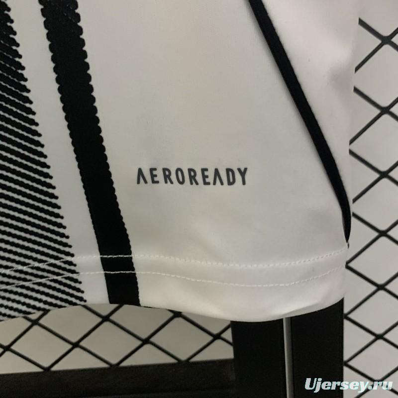 25/26 Juventus Home Jersey