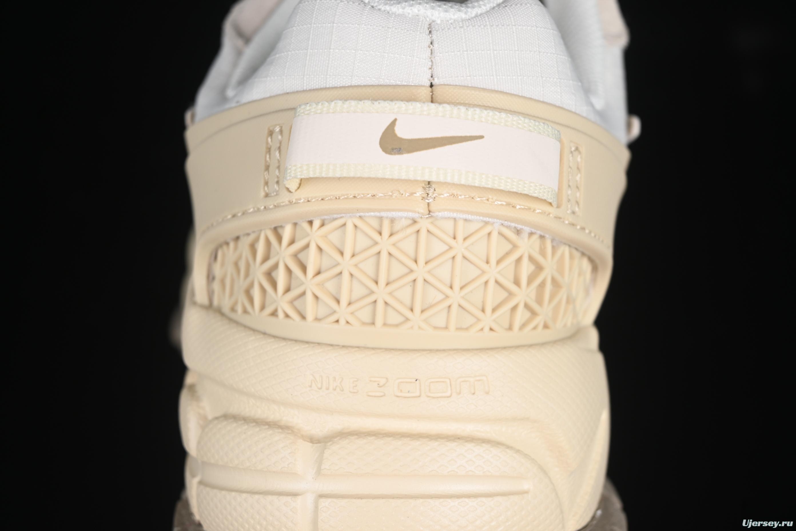 Nike Zoom Vomero 5 Retro Marathon Casual Running Shoes with Thick Sole and Height Increasing Design - FV2295-101