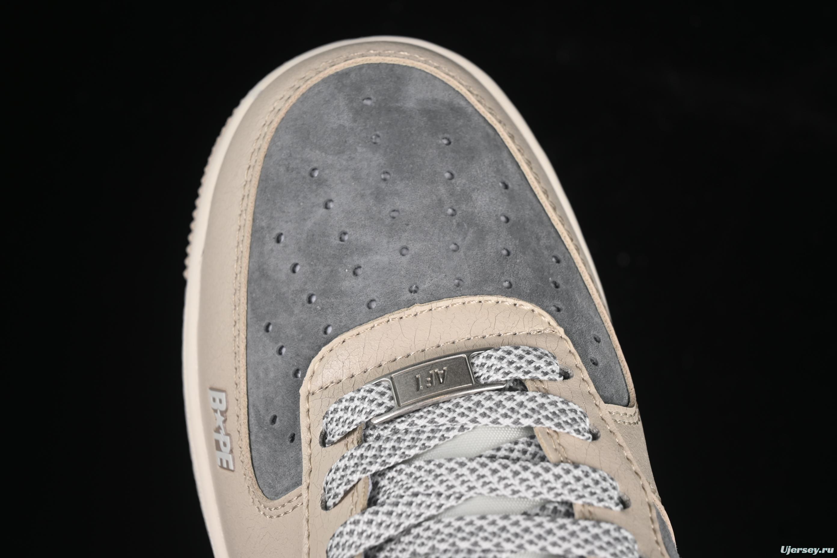 Nike Air Force 1 '07 Low Supreme Collaboration Sneakers with Red Snake Swoosh - SJ6698-023