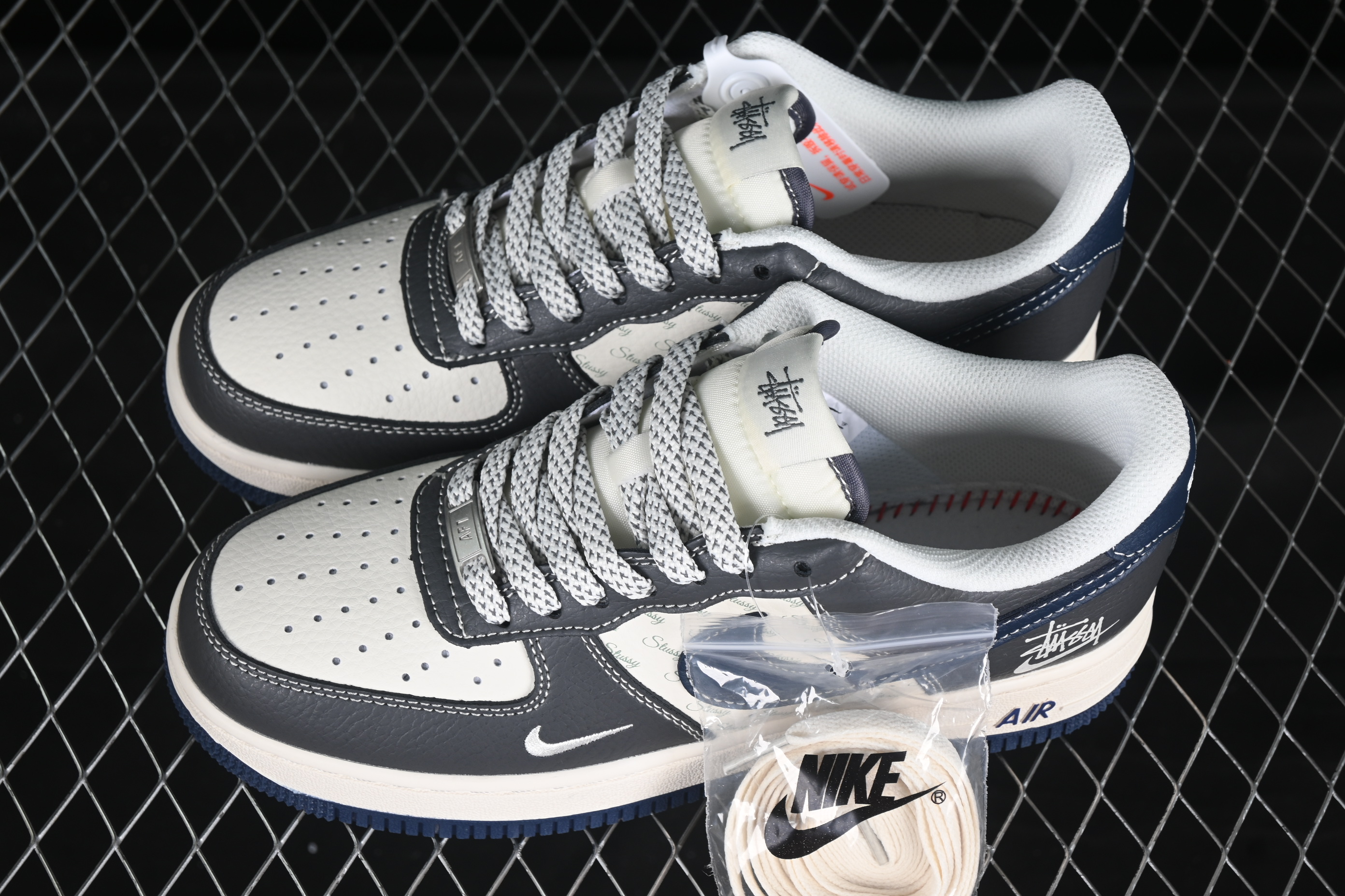 Nike Air Force 1 '07 Low Stussy Collaboration Navy Grey Casual Sneakers - XS1958-519