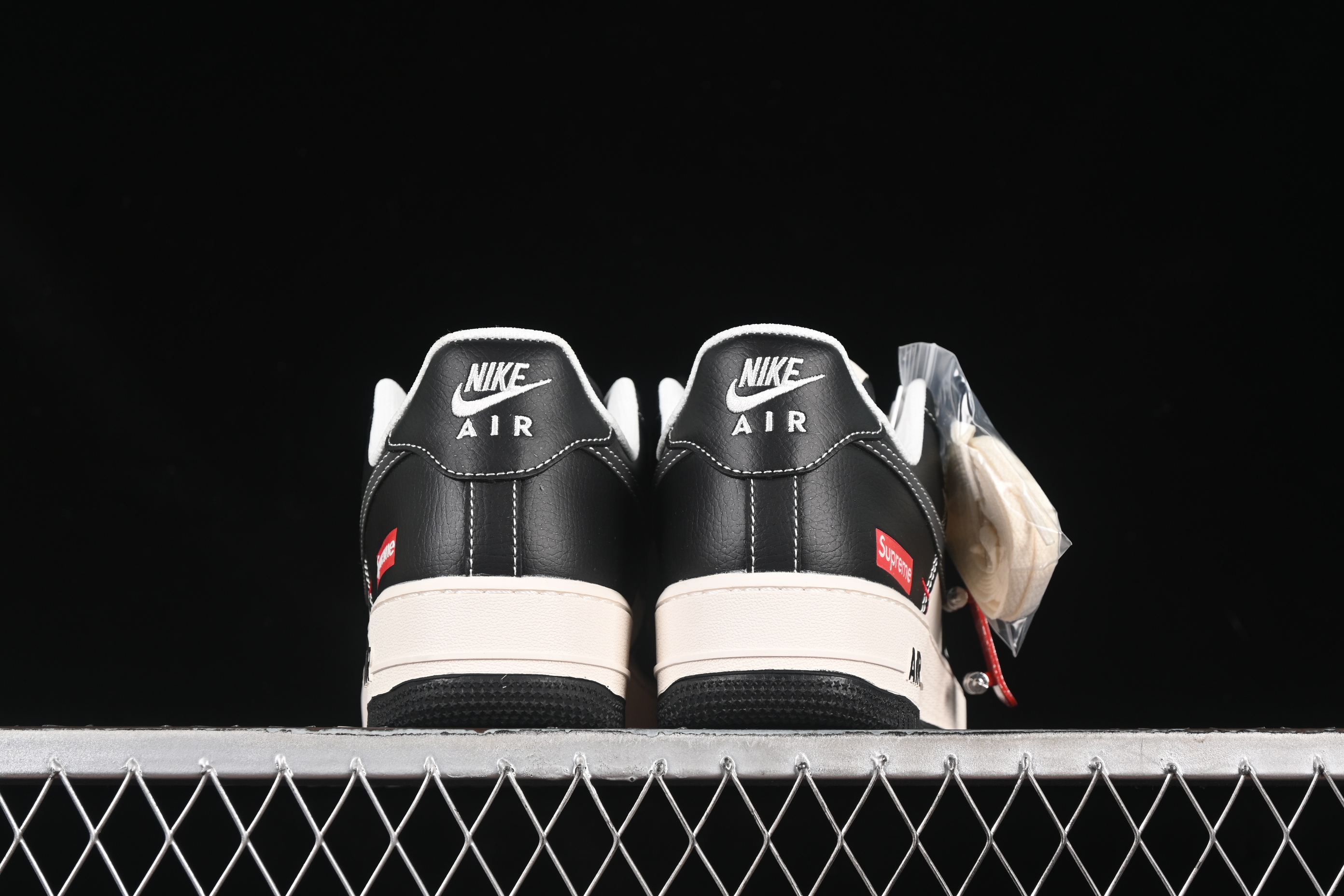 Nike Air Force 1 '07 Low Supreme Casual Sneakers in Beige Black - HH7518-053