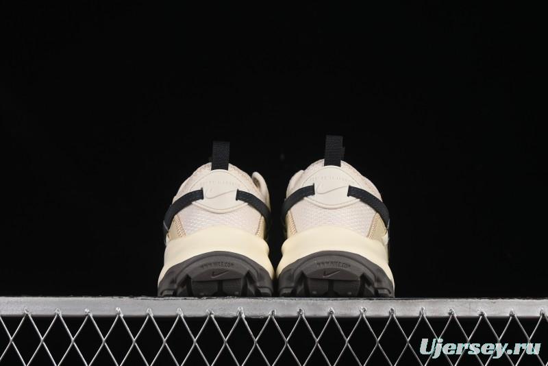 Nike TC 7900 Retro Chunky Dad Shoes with Reflective Swoosh and Cushioned Foam Sole - DD9682-200