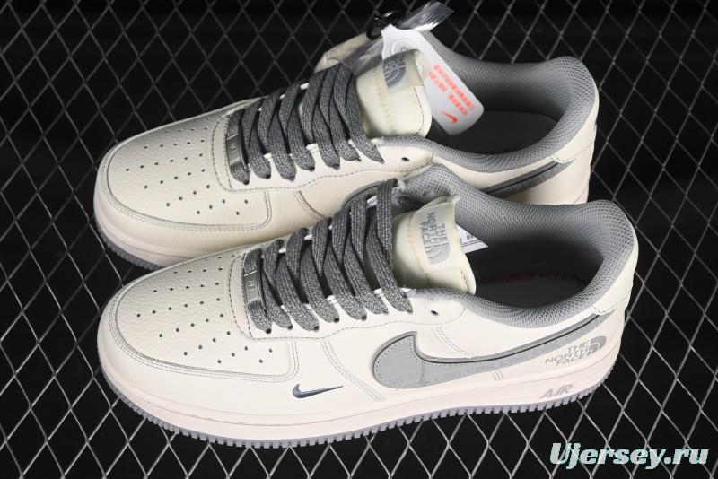Nike Air Force 1 '07 Low The North Face x CDG Light Grey Swoosh Casual Sneakers - HH7518-052