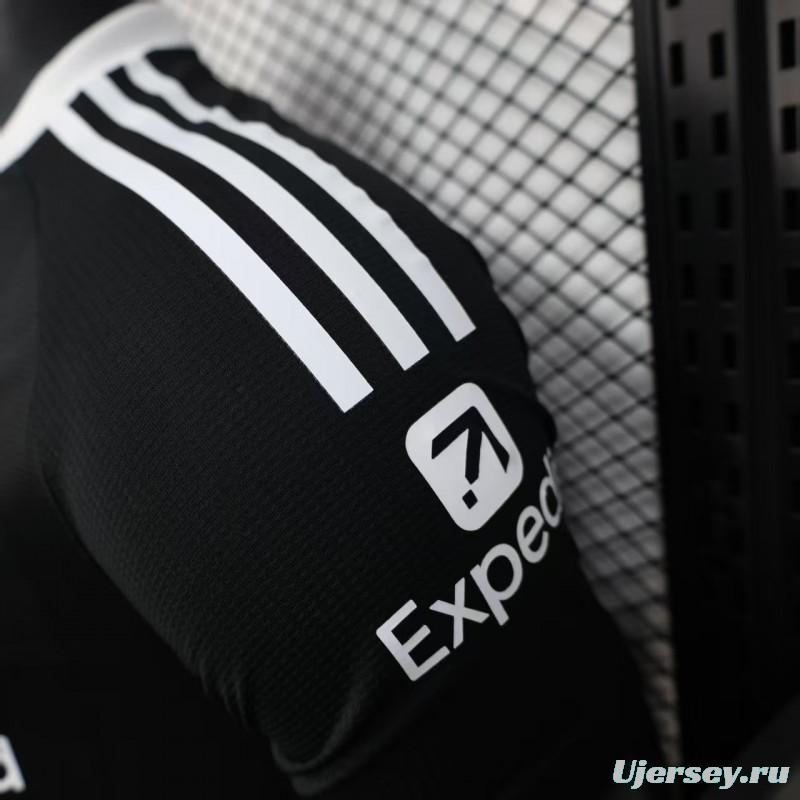 Player Version 25/26 Liverpool Black Goalkeeper Jersey