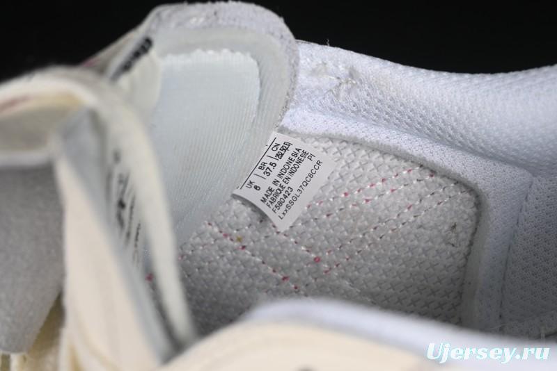 Onitsuka Tiger Tokuten Low-Top Casual Sneakers with T-TOE Reinforcement and Retro Indoor Sole - 1183B938-100