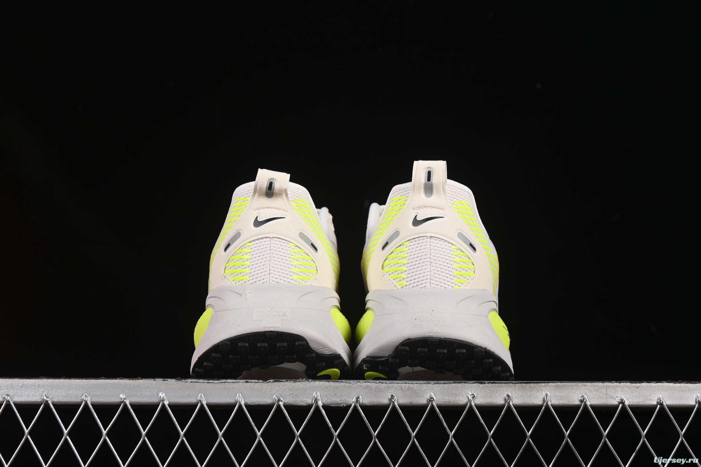 Nike Air Zoom Vomero 18 Lunar Running Shoes with Enhanced Cushioning - HQ2157-003