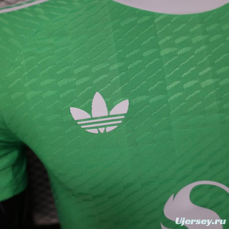 Player Version 25/26 Manchester United Green Goalkeeper Jersey