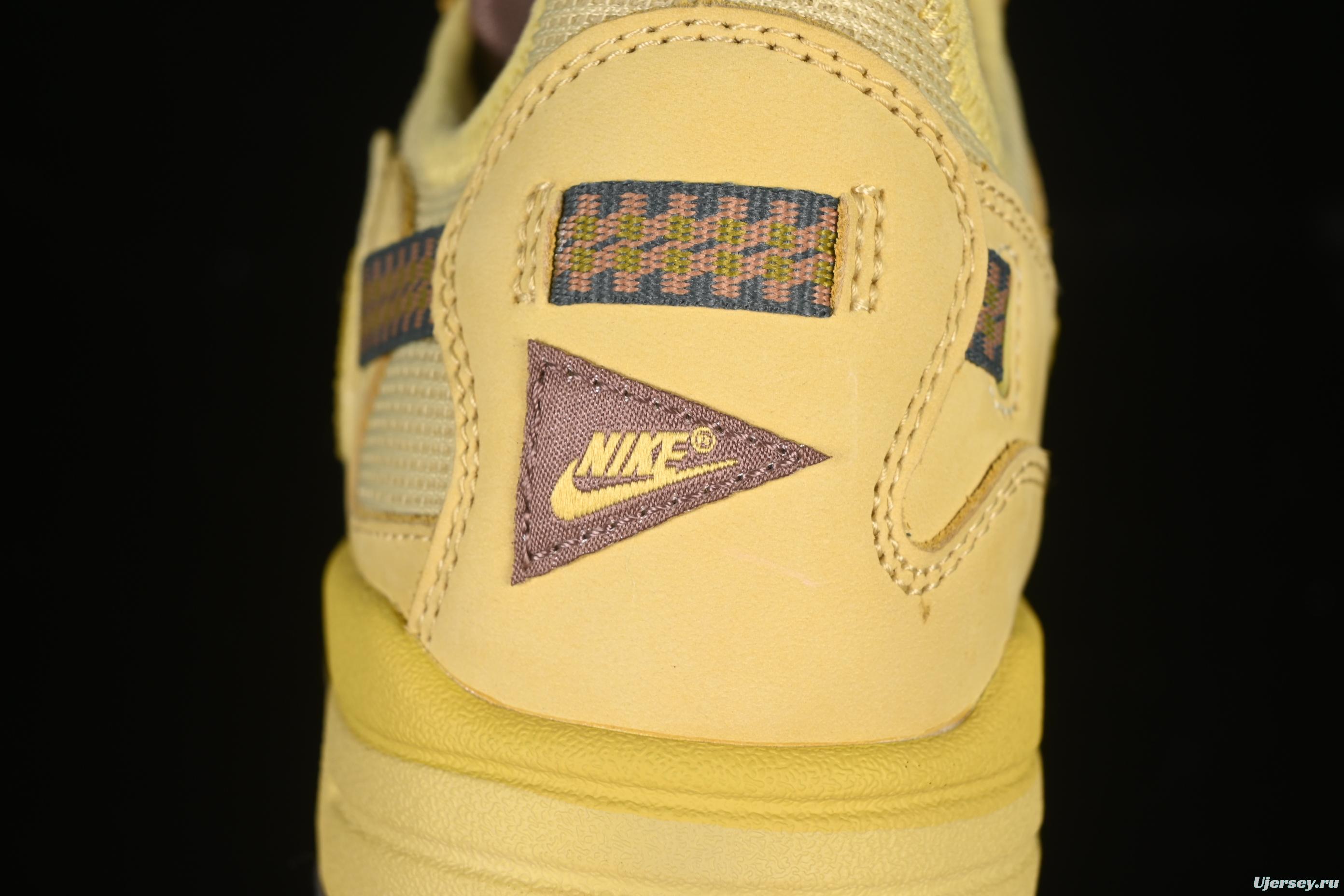 Nike Air Max 1 Travis Scott Collaboration Retro Running Shoes in Wheat Color with Reverse Swoosh - DO9392-700