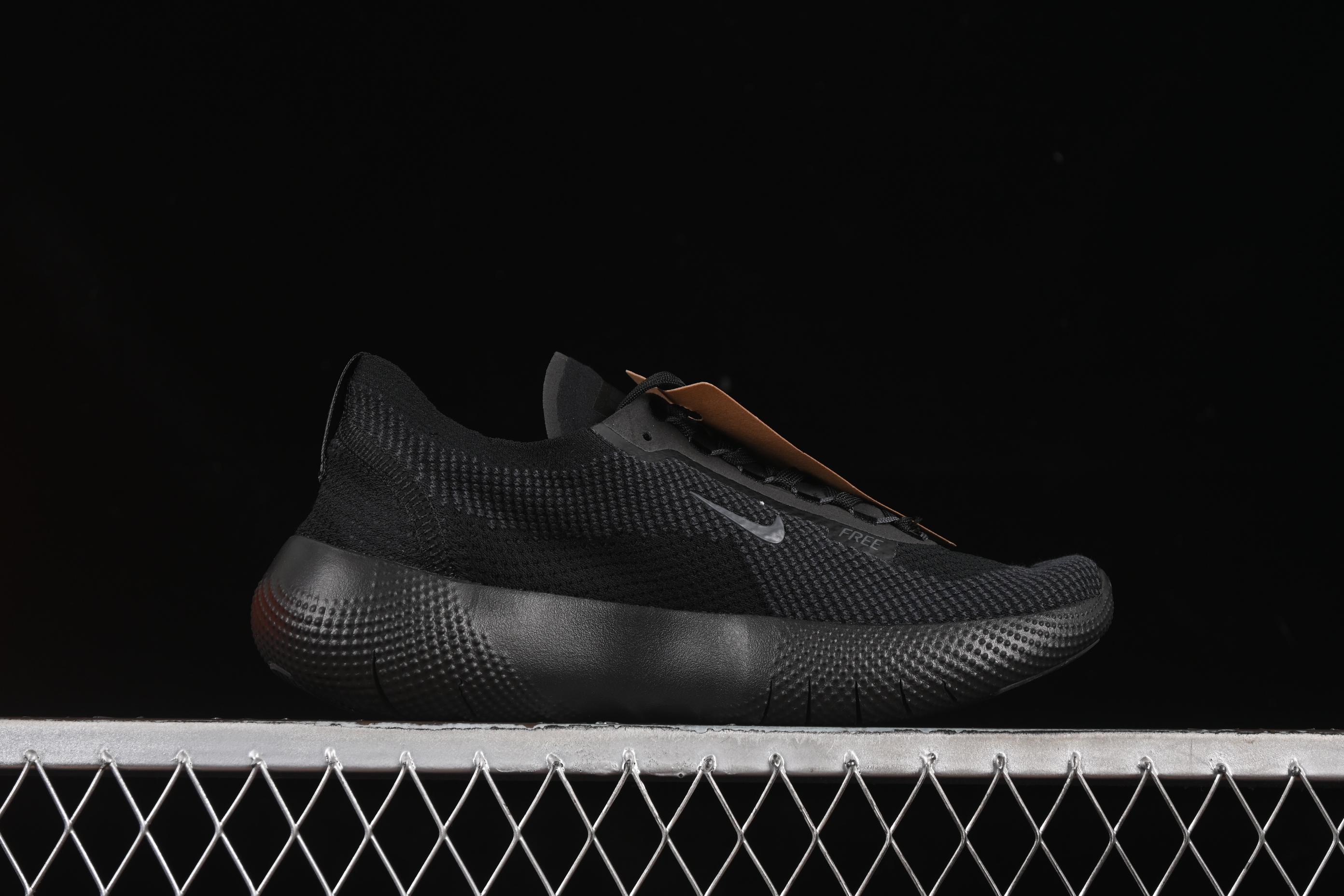 Nike Free 2025 Breathable Knit Running Shoes with Enhanced Cushioning - HF1078-001