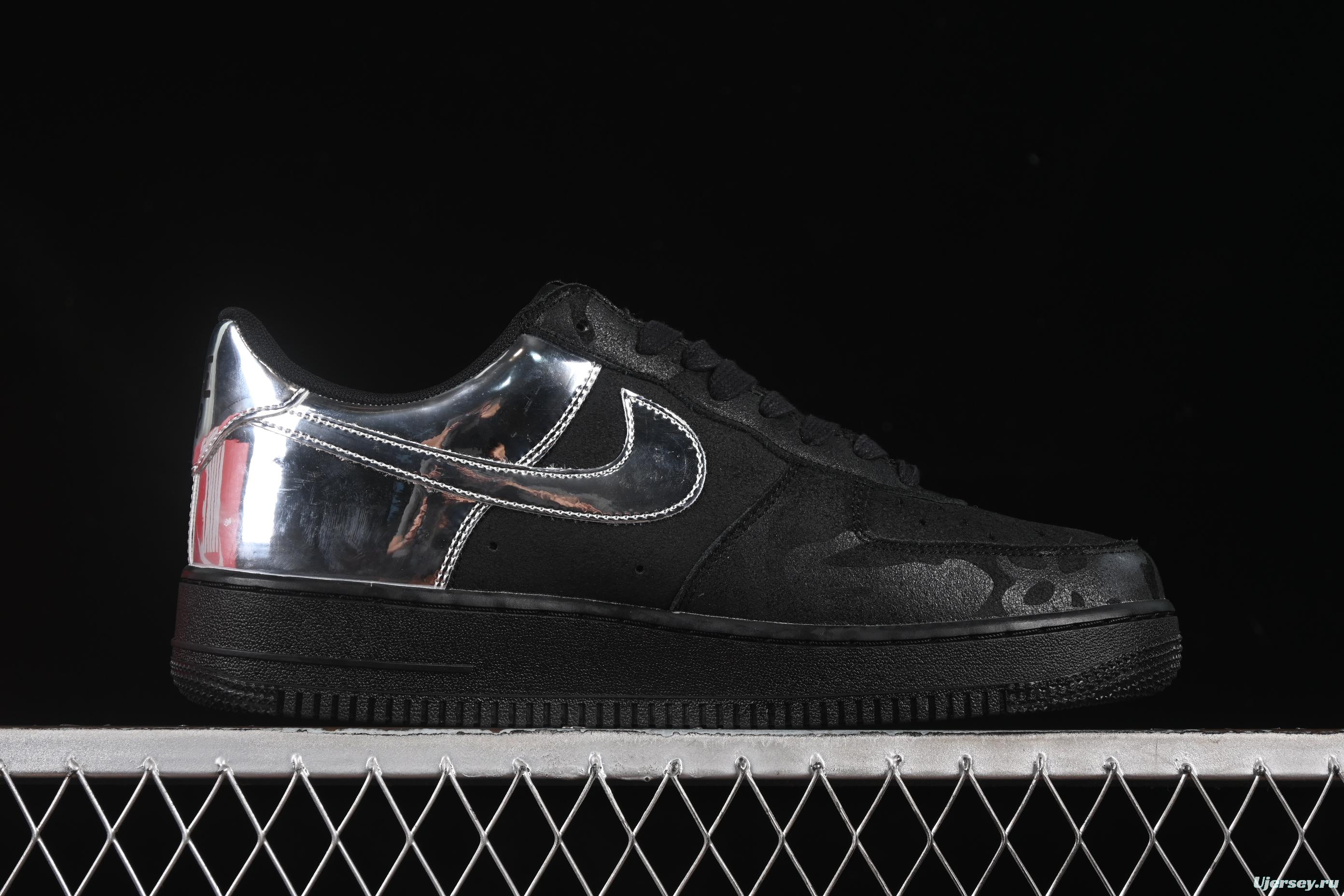 Nike Air Force 1'07 Low Casual Sneakers with Full-Length Air Cushion - HF2885-001