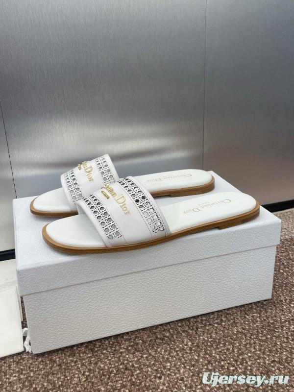 2025 Women Dior White Leather Slippers KFY00300