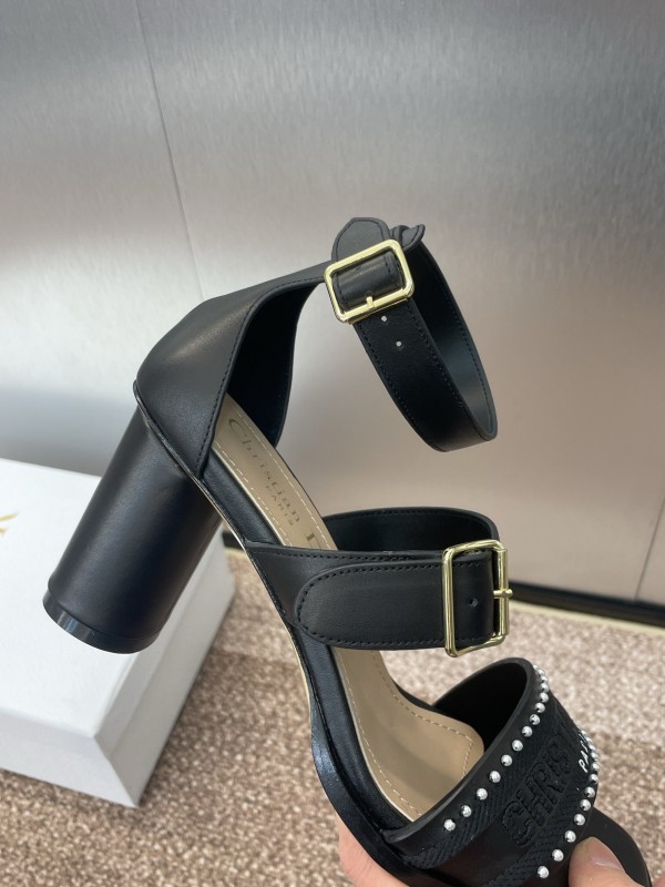 2025 Women Dior Black Leather Sandals Studded KFY00320