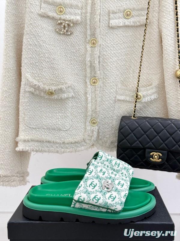 2025 Slippers Chanel Green Nylon Slippers