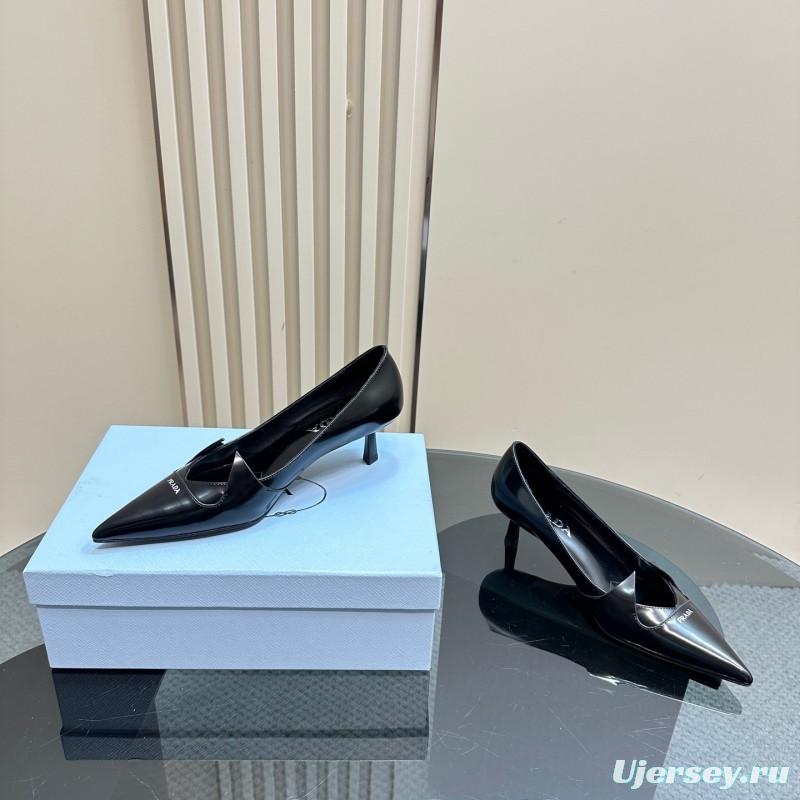 2025 Women Prada Black Leather Heels KFY00310