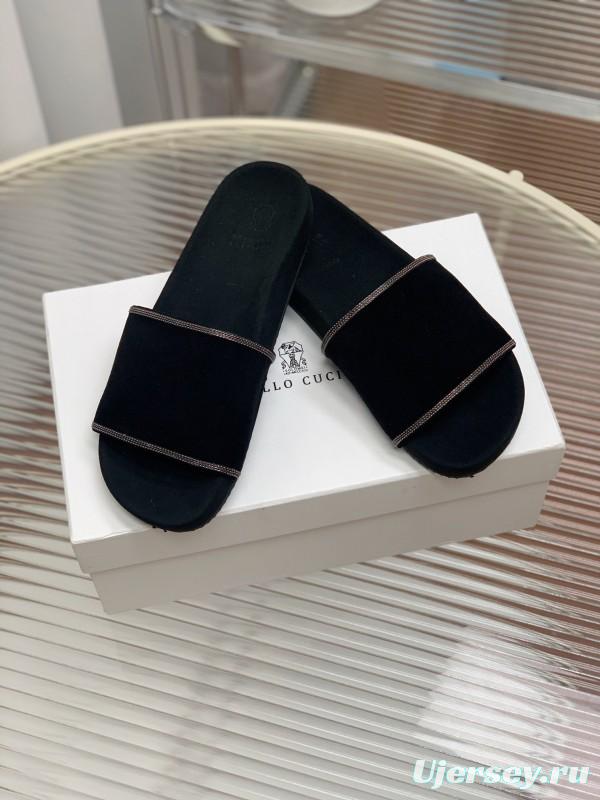 2025 Women BRUNELLO CUCINELLI Black Imported Suede Flat Sandals Handcrafted Beaded Chain Decoration KFY00240(F)