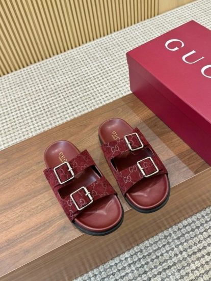 2025 Women Gucci Red Suede Leather Sandals Double Buckle LY00260