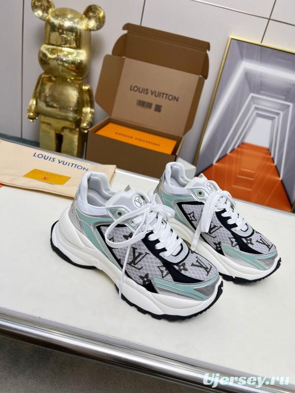 2025 Women Louis Vuitton White Black Mint Leather Mesh Sneakers LY00340