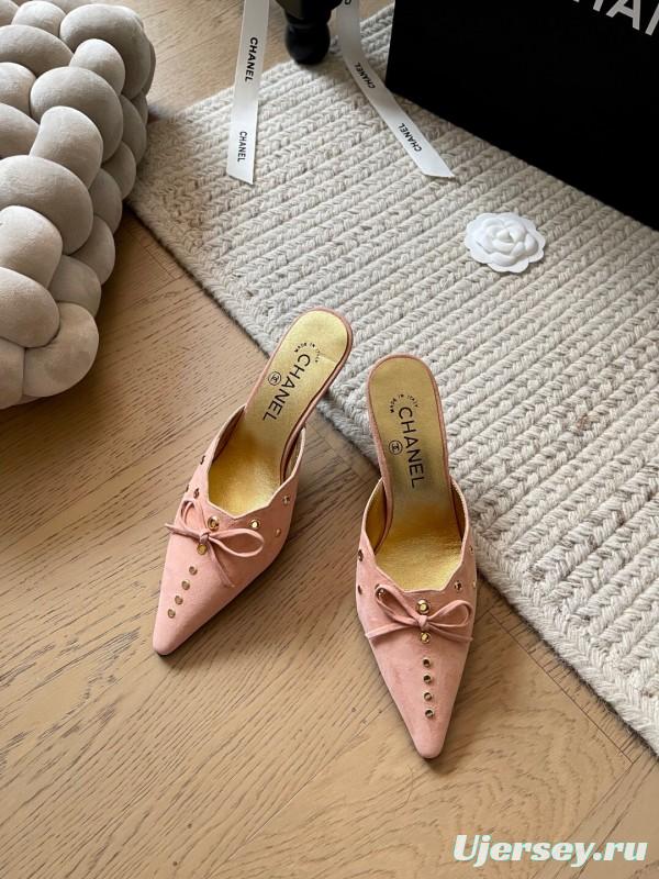 2025 Women Chanel Pink Suede Mules