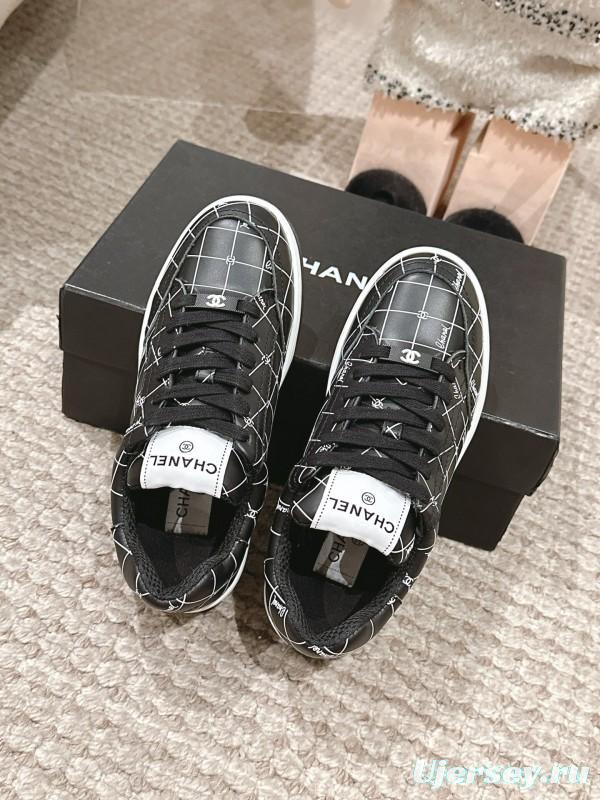 2025 Women Chanel Black White Leather Sneakers