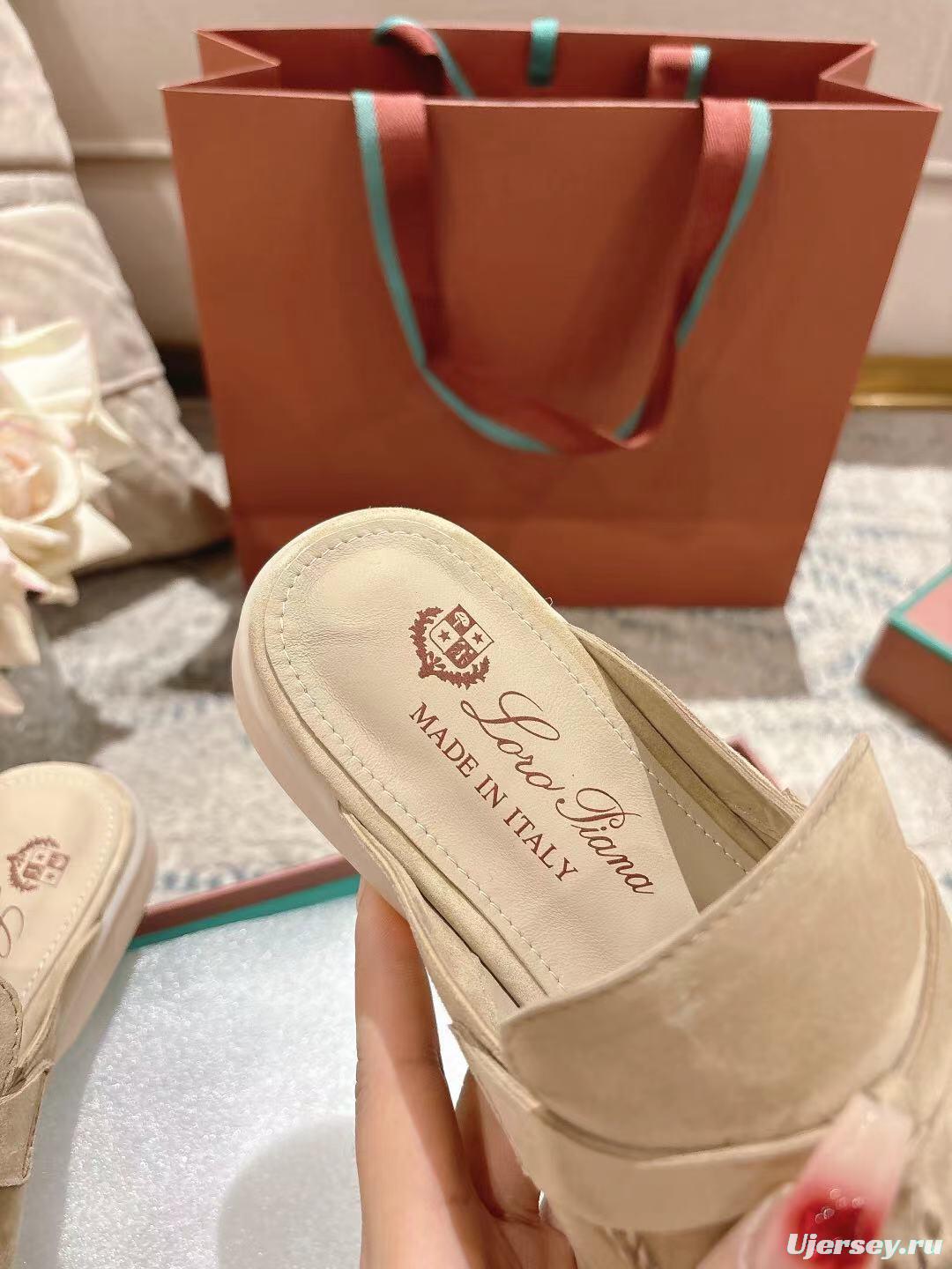 2025 Slippers Loro Piana Beige Suede Slippers