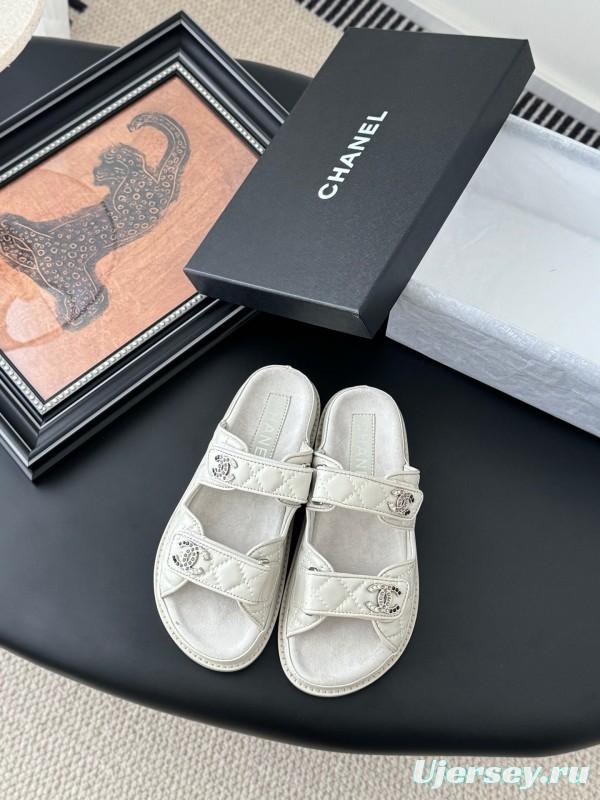 2025 Women Chanel White Leather Sandals LY00310