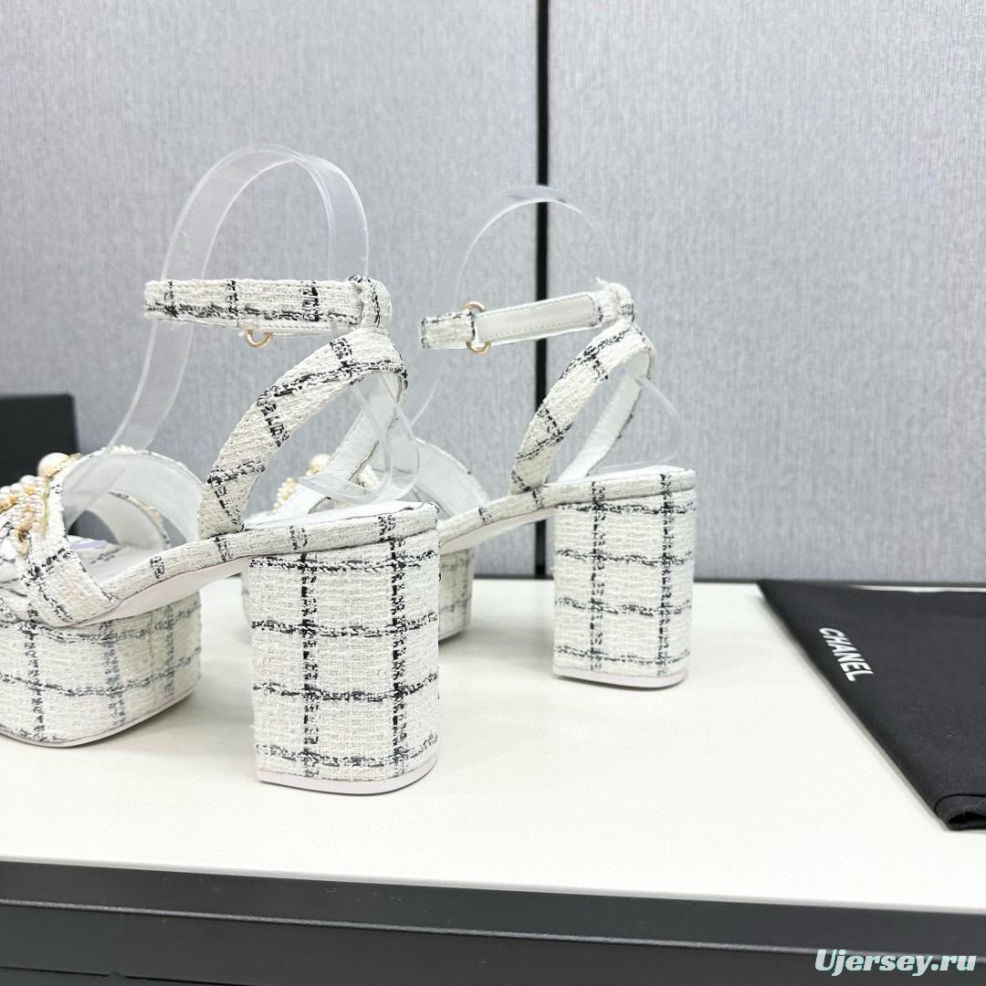 2025 Women Chanel White Black Tweed Platform Sandals