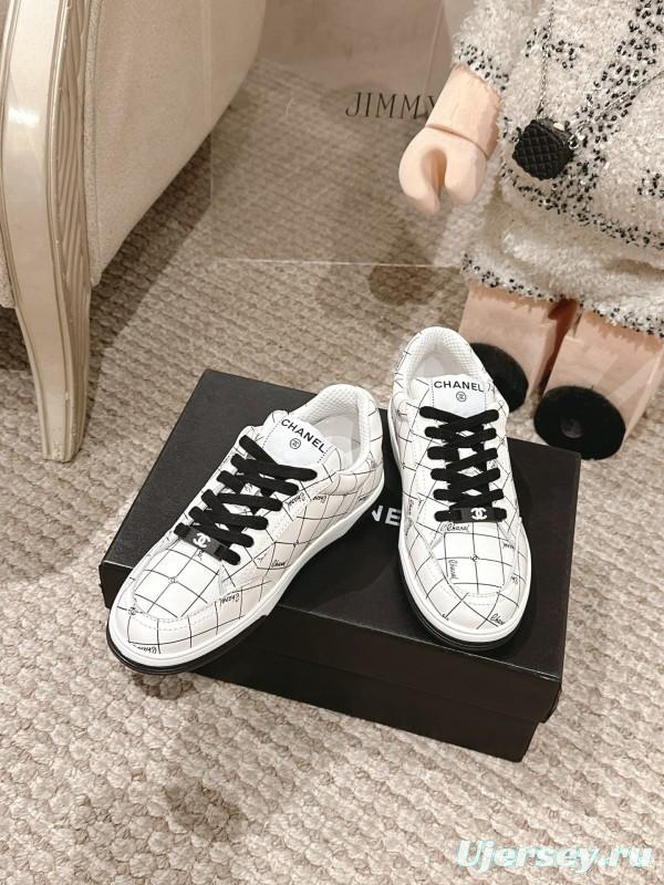 2025 Women Chanel White Black Leather Sneakers