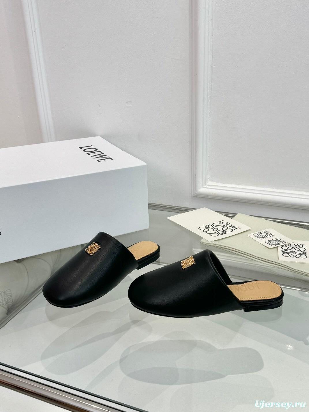 2025 Women Loewe Black Leather Slippers LY00270