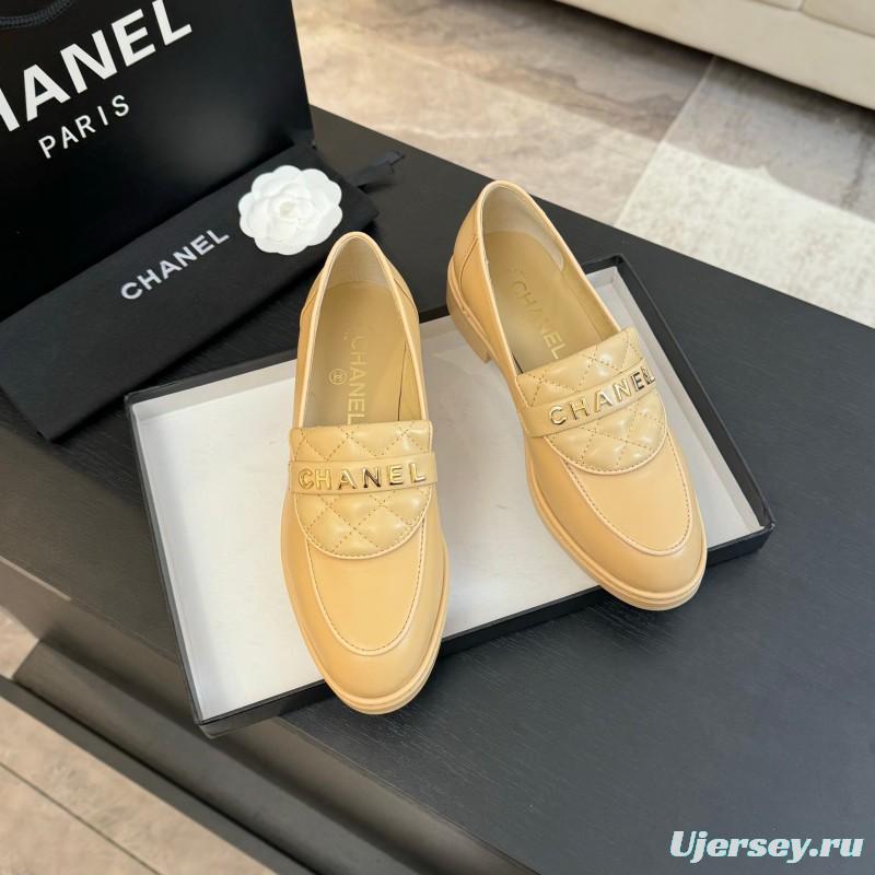 2025 Women Chanel Beige Leather Loafers KFY00310