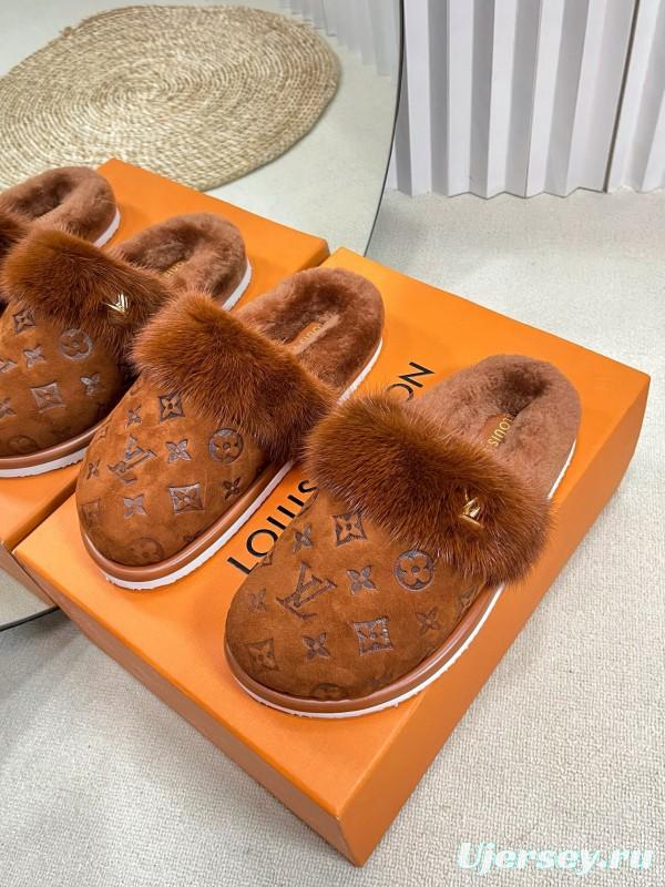 2024 Slippers Louis Vuitton Brown Suede Shearling Slippers MJ00340