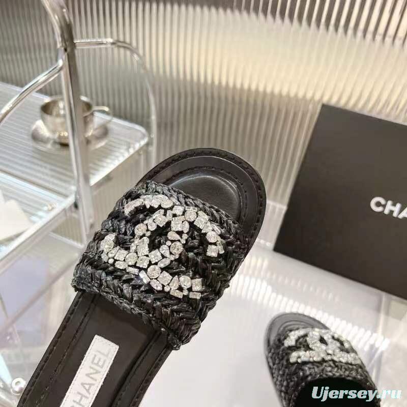2025 Women Chanel Black Raffia Leather Slippers LY00270