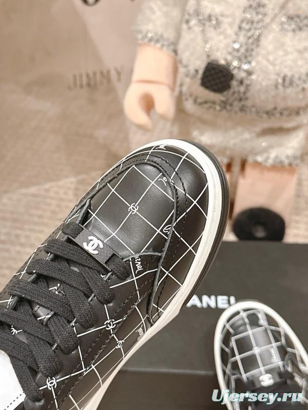 2025 Women Chanel Black White Leather Sneakers
