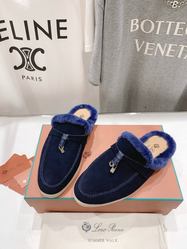 2024 Slippers LP Navy Shearling Loafers MJ00300