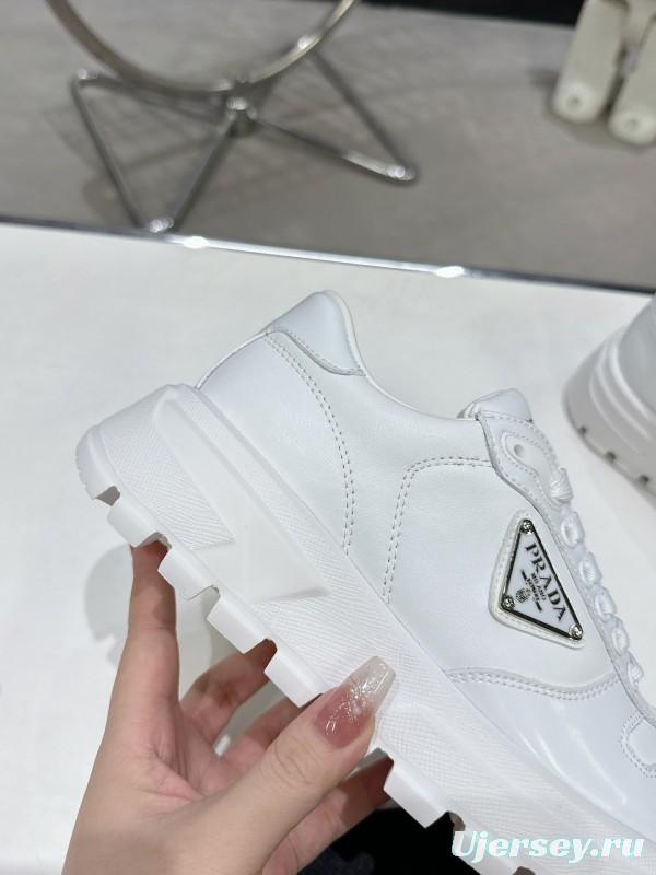 2025 Men Prada White Leather Sneakers KFY00310