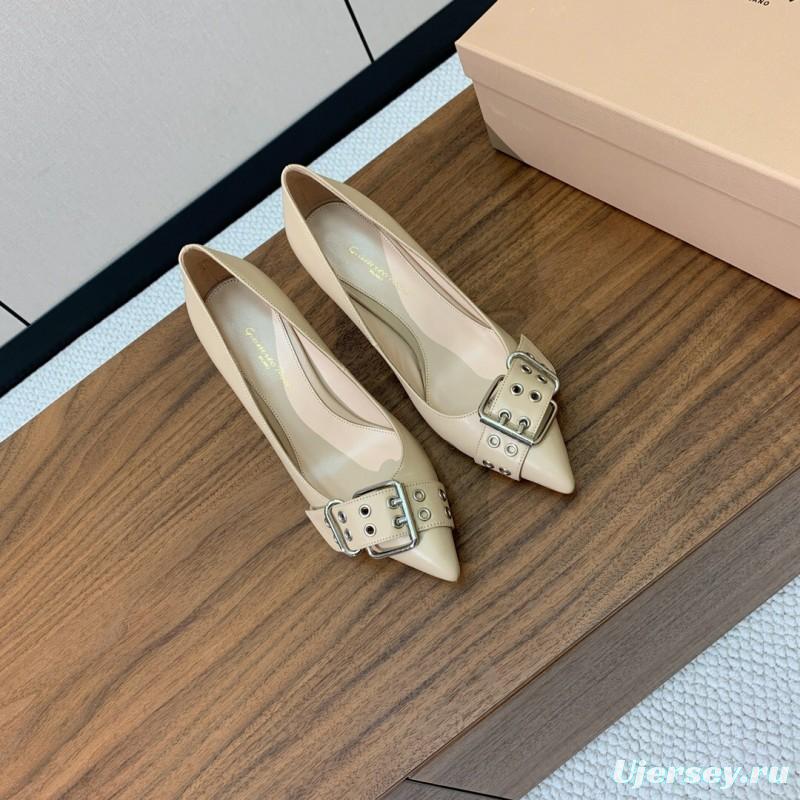 2025 Women Gianvito Rossi Cream Leather Pumps Buckle KFY00300