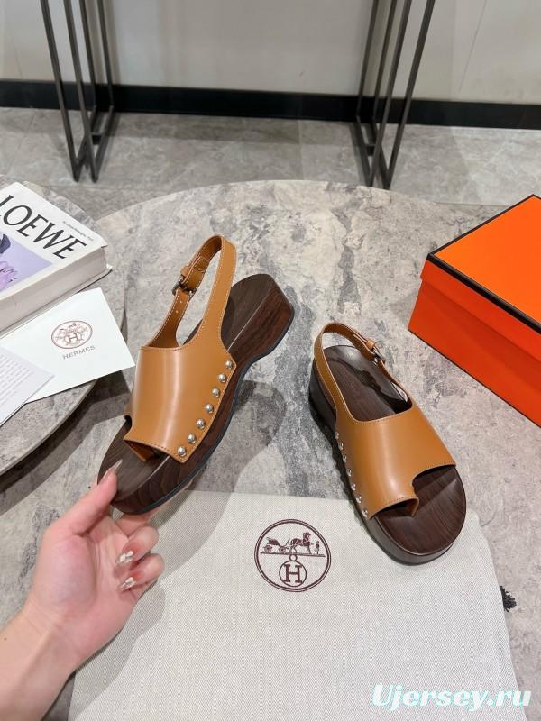 2025 Women Hermès Brown Leather Sandals KFY00250